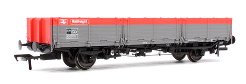 Rapido Trains 915013 OO Gauge OAA No. 100095, Railfreight red/grey