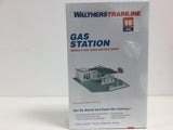 Walthers 931-920 HO Gauge Gas Station Kit