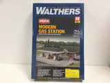 Walthers 933-3537 HO Gauge Modern Gas Station Main Building Kit