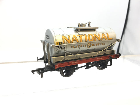 Bachmann 37-659 OO Gauge 14T Tank Wagon 'National Benzole' Silver 755