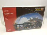 Faller 120181 HO/OO Gauge Covered Platform Kit With Illumination And Exit I