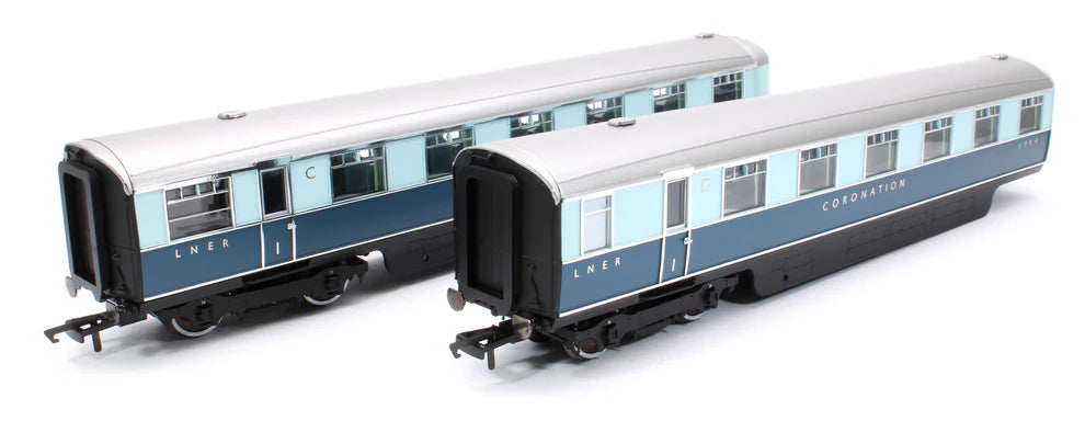 Hornby R40224 OO Gauge LNER Coronation Double Open First Articulated Coach Pack Era 3