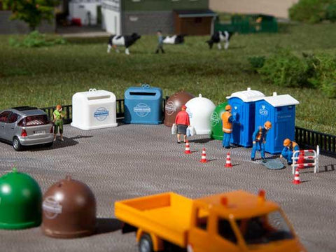 Auhagen 42593 HO/OO Gauge Portable Toilets and Recycling Containers Plastic Kit