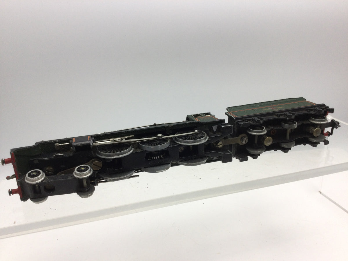 A Boxed Hornby Dublo 3-Rail Bristol Castle Locomotive and Tender