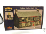 Bachmann 44-0170R OO-9 Gauge Scenecraft Harbour Station Main Hall - Red