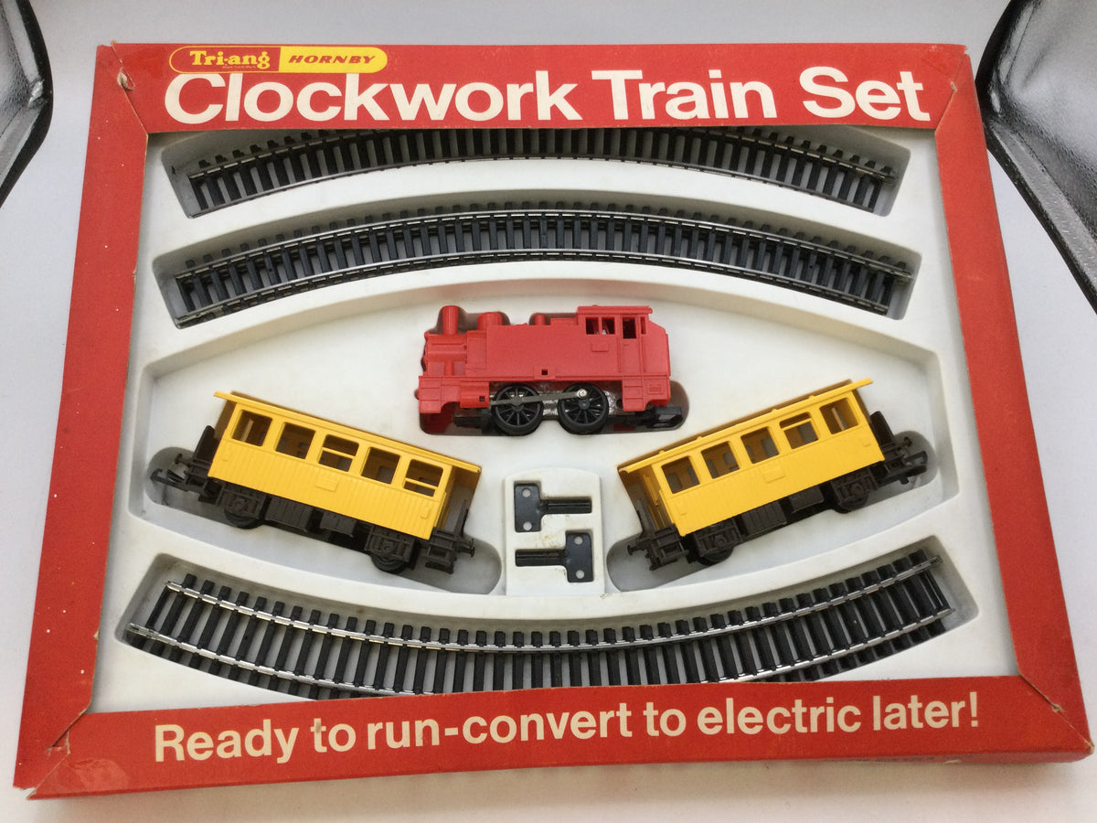 Triang Hornby OO Gauge Clockwork Train Set