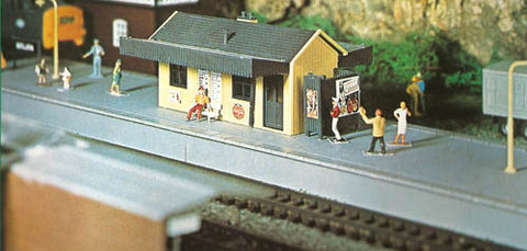 Knightwing PM133 OO Gauge Branch Line Station Plastic Kit