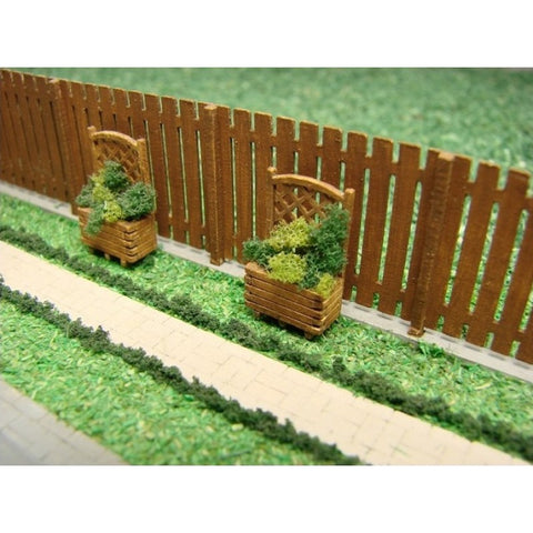 Railway Miniatures RMHO:013 HO/OO Gauge Garden Partition #1 Laser Cut Kit