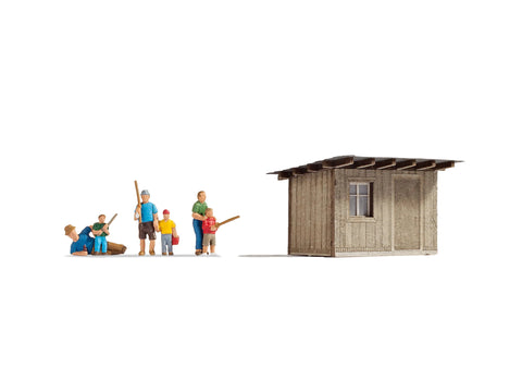 Noch 12036 HO/OO Gauge At the Pond Figure Set