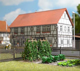 Busch 1269 HO/OO Gauge 18 Runner Beans on Poles