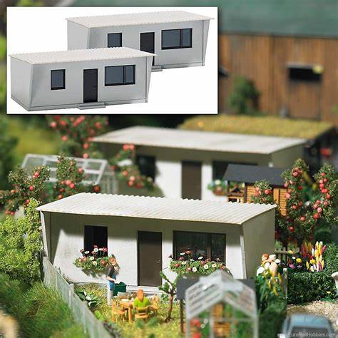 Busch 1416 HO/OO Gauge Garden Sheds (2) Kit