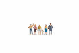 Noch 15478 HO/OO Gauge Pedestrians Figures