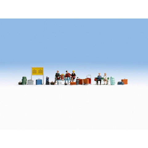 Noch 15531 HO/OO Gauge Travellers and Accessories Figure Set