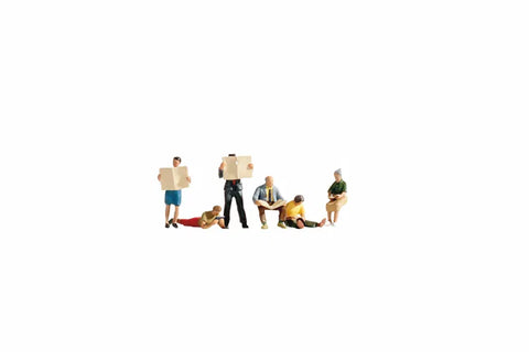 Noch 15575 HO/OO Gauge Readers/Reading Figures