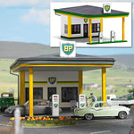 Busch 1577 HO/OO Gauge BP Petrol Station Kit