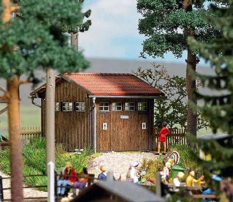 Busch 1586 HO/OO Gauge Wildlife Park Toilets Kit