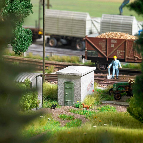Busch 1628 HO/OO Gauge Signalling Substation Kit