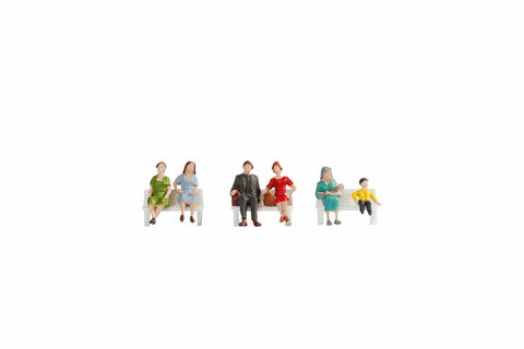 Noch 18131 HO/OO Gauge Sitting People