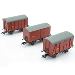 Accurascale 2052 OO Gauge SR Mixed D1478/D1479 Van - Transitional British Railways (1948-1950) - Triple Pack