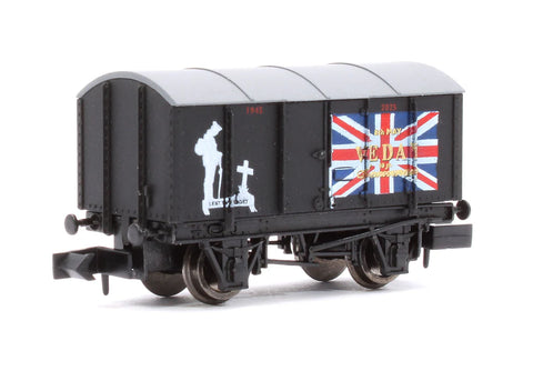 Dapol 2F-013-097 N Gauge Gunpowder Van VE Day 80th Anniversary Army