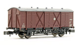 Dapol 2F-014-009 N Gauge Fruit D Van GWR Brown Shirtbutton Crest 2913