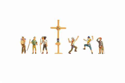 Noch 36874 N Gauge Mountain Hikers (6) and Cross Figure Set