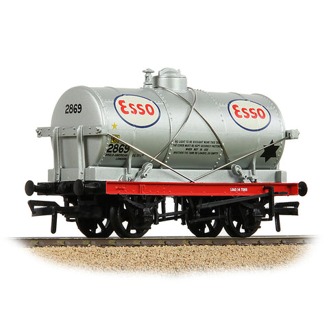 Bachmann 37-684B OO Gauge 14T Tank Wagon 'Esso' Silver