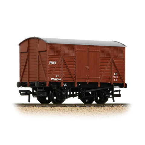 Bachmann 37-754E OO Gauge GWR 12 Ton Fruit Van BR Bauxite (Early)