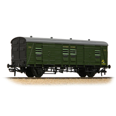 Bachmann 39-531A OO Gauge SR CCT 'Covcar' Covered Carriage Truck SR Maunsell Green