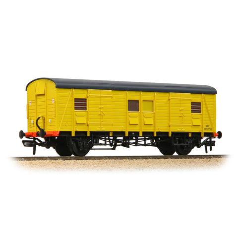 Bachmann 39-533 OO Gauge SR QVV (Ex-PMV) Staff Tool Van BR Departmental Yellow