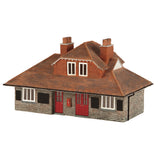 Bachmann 44-0016R OO-9 Gauge Narrow Gauge Station Red
