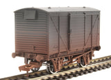 Dapol 4F-011-028 OO Gauge Ventilated Van BR Grey 183311 Weathered