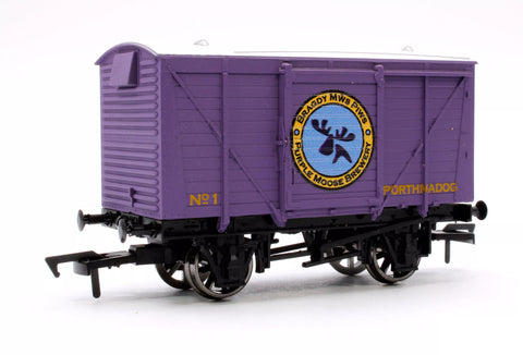 Dapol 4F-011-108 OO Gauge Ventilated Van Purple Moose Brewery