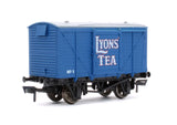 Dapol 4F-011-136 OO Gauge Ventilated Van Lyons Tea No.1