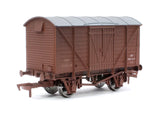 Dapol 4F-012-040 OO Gauge Ventilated Van BR Bauxite B768113 Weathered