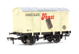 Dapol 4F-012-055 OO Gauge Ventilated Van Feast Lolly No 1