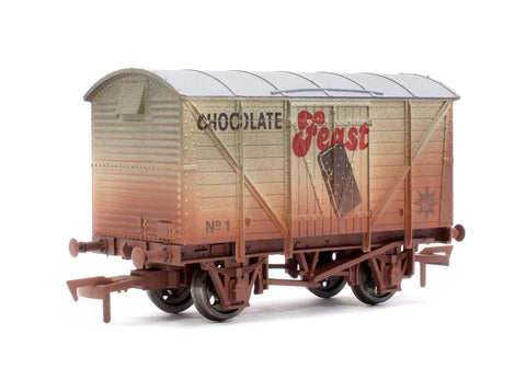 Dapol 4F-012-056 OO Gauge Ventilated Van Feast Lolly No 1 Weathered
