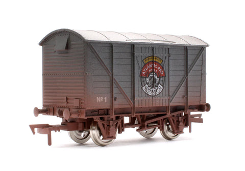 Dapol 4F-012-076 OO Gauge Ventilated Van Titanic Brewery Atlantic Red Weathered