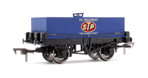 Dapol 4F-032-027 OO Gauge Rectangular Tank Wagon STP Oil
