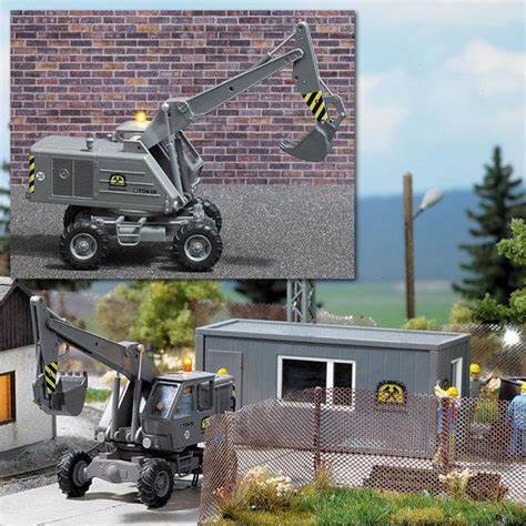 Busch 5600 HO/OO Gauge Excavator with Lights