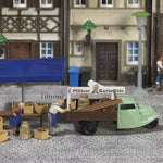 Busch 7707 HO/OO Gauge Stall with Potatoes