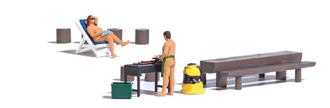 Busch 7946 HO/OO Gauge Nude BBQ