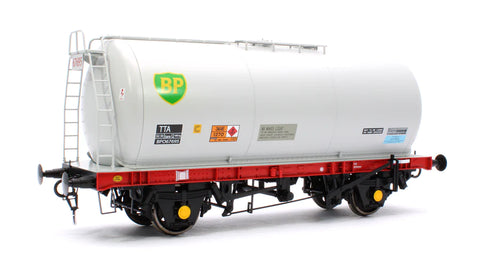 Dapol 7F-064-002 O Gauge 45t TTA Tank Wagon BP Grey BPO 67695