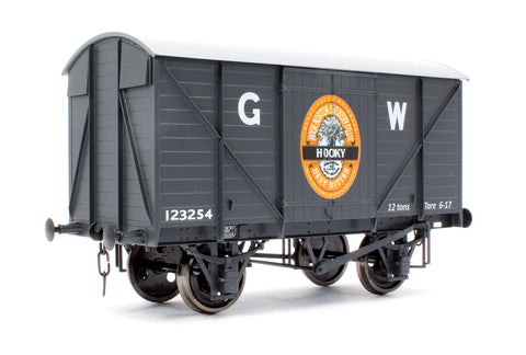 Dapol 7F-066-008 O Gauge GW Standard 12t Van Norton Brewery Hooky Best Bitter