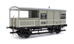 Dapol 7F-300-006 O Gauge Toad 20t Brake Van (Diagram AA20) GWR Grey W68673