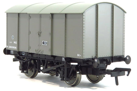 Rapido Trains 902008 OO Gauge Gunpowder Van LNER No.N260936 (RCH Pattern)