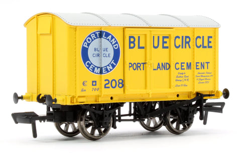 Rapido Trains 908030 OO Gauge 'Not Quite Mink' Blue Circle Cement Metal-Bodied Van No.208
