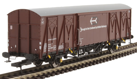 Rapido Trains 910003 OO Gauge Ferry Van VIX B787213, BR bauxite (Ferry Link)