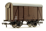 Rapido Trains 927005 OO Gauge D1426 10t Covered Van – SR (post 1936) No.45779