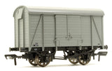 Rapido Trains 927007 OO Gauge D1426 10t Covered Van – BR No.S45819